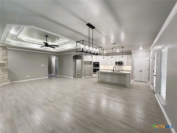 5th image of 7811 Platinum Dr