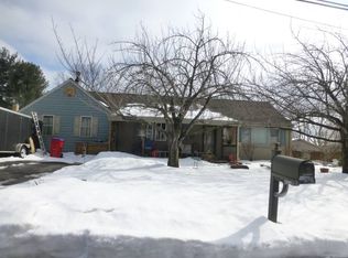 2226 Rhoads Rd, Pottstown, PA 19464