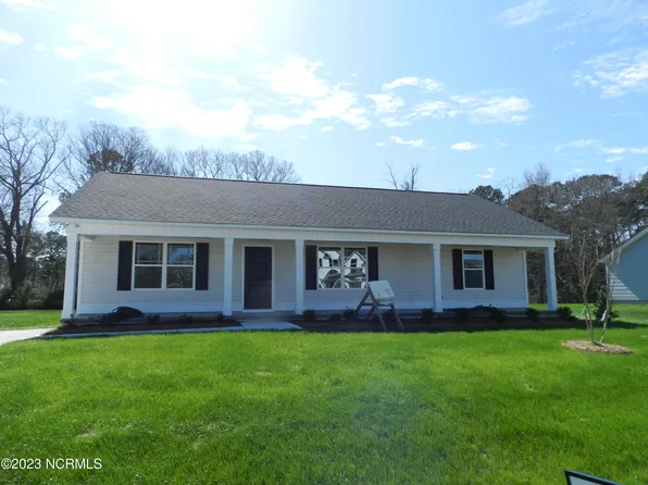 104 Hampshire Place, Kenly, NC 27542