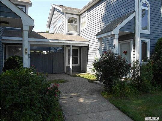 3rd image of 670 Birchwood Park Dr