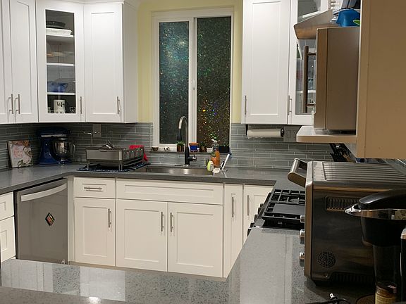 Beautiful modern Kitchen