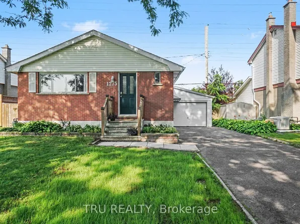 1275 Woodside Dr, Ottawa, ON K2C 2H1