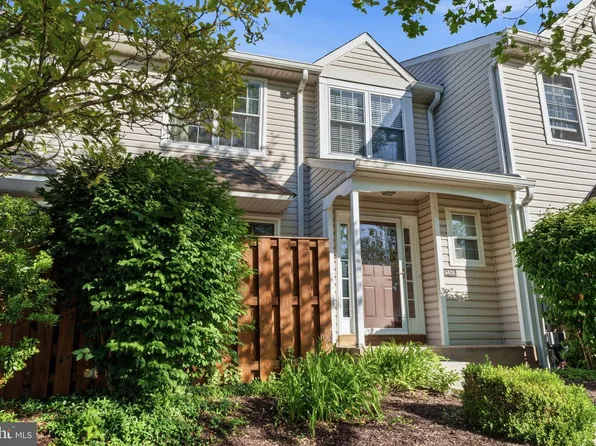 9408 Sheffield Dr, Yardley, PA 19067