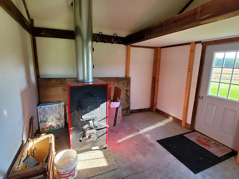 6632 Cedar Creek Rd — Photo 3