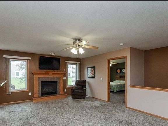 3rd image of 400-13 S 8th Ct