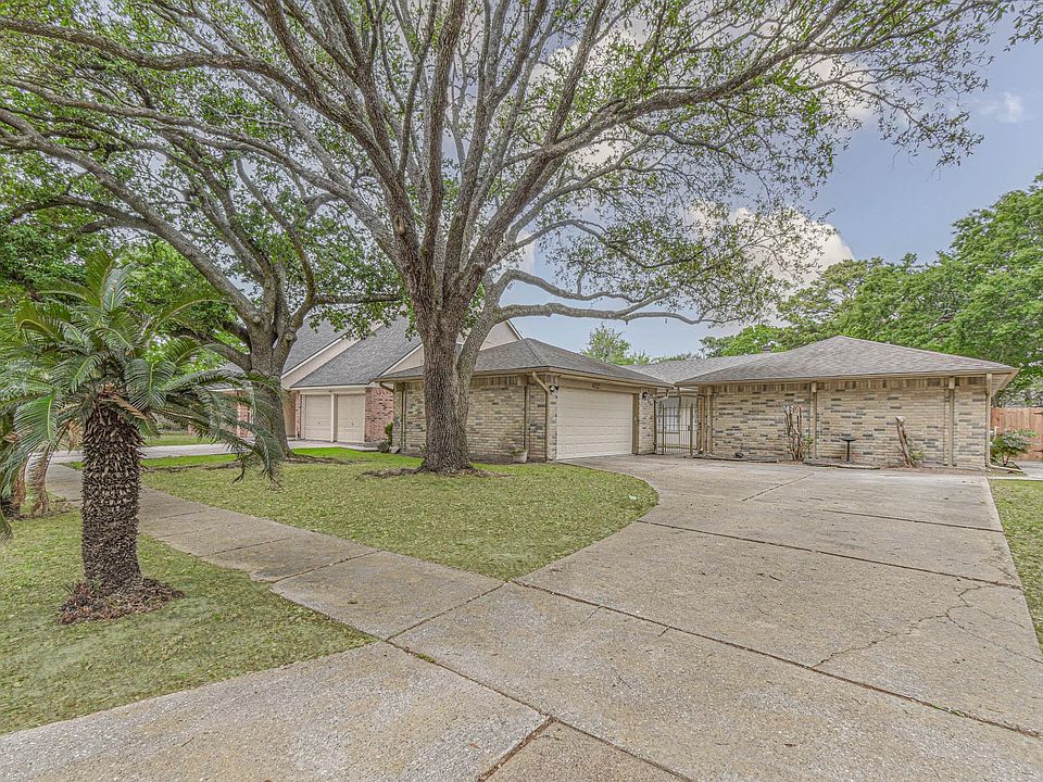 1st image of 4922 Bridgemont Ln