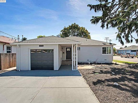 2nd image of 1306 Lillian Ave