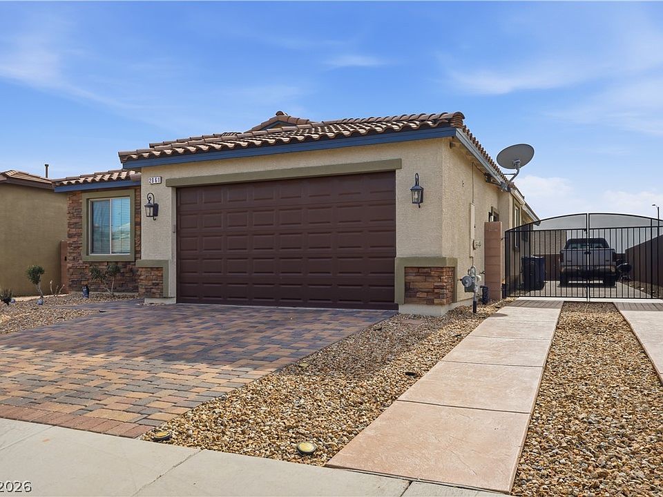 1st image of 2061 Hunt Woods Ct