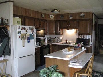 2nd image of 805 Creekside Ln