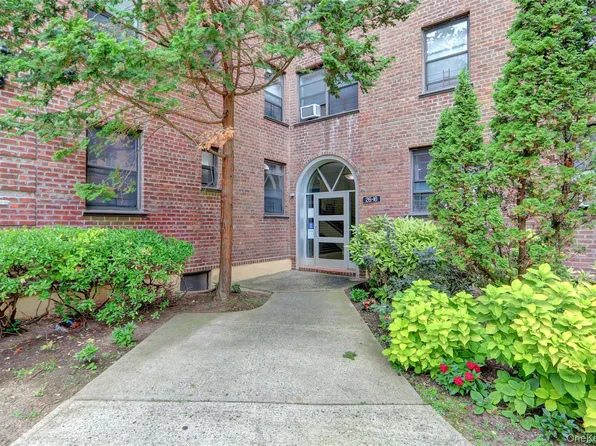 26-16 Union Street #4A, Flushing, NY 11354