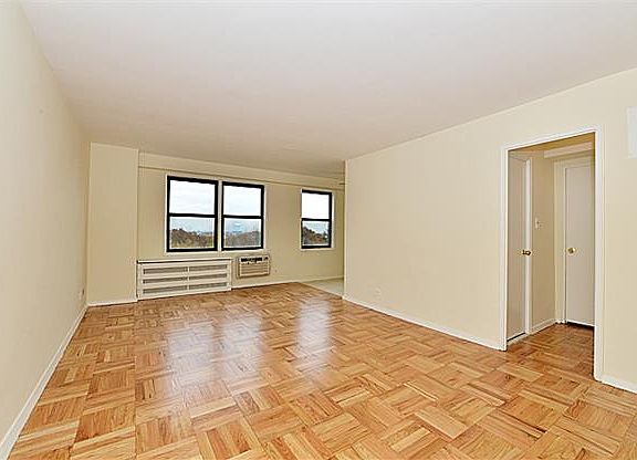 2nd image of 123-40 83rd Ave 11m