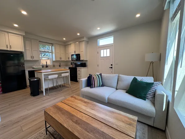 (undisclosed Address), Mountain View, CA 94043