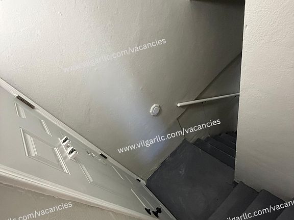 3rd image of 2476 Pennsylvania St