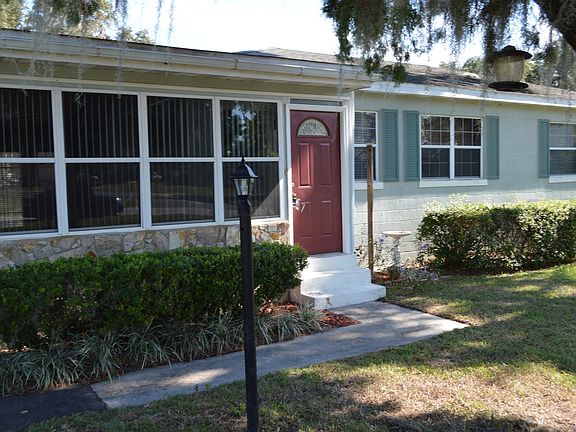 4th image of 1610 Park Dr