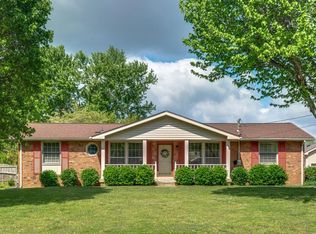 608 Des Moines Dr, Hermitage, TN 37076