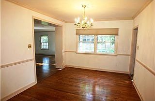 2nd image of 710 Greenwood Rd