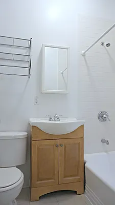 Rented by Metropolitan Equities | media 2