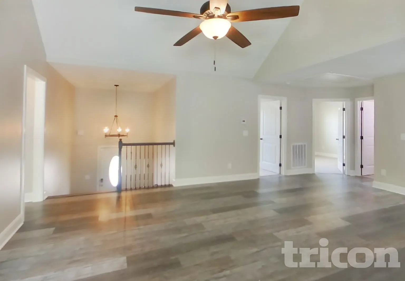 492 Woodtrace Drive Clarksville TN — Photo 3