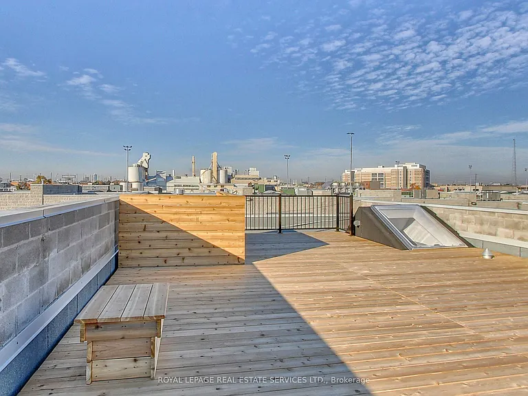 300 New Toronto St #7 — Photo 21