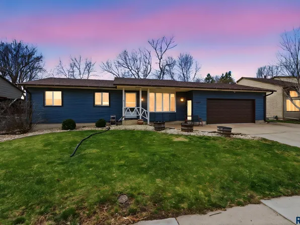 3109 S Steven Dr, Sioux Falls, SD 57106