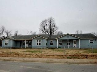 429 E Velma Ave, Springdale, AR 72764