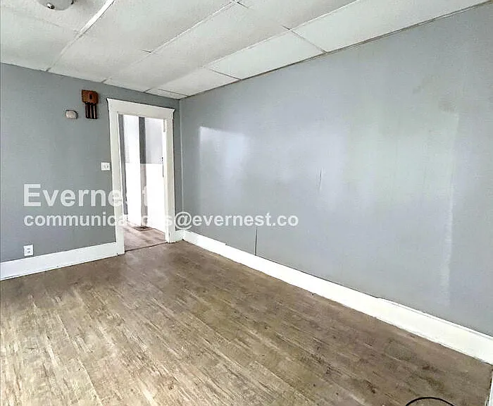 2213 E 82nd St — Photo 7
