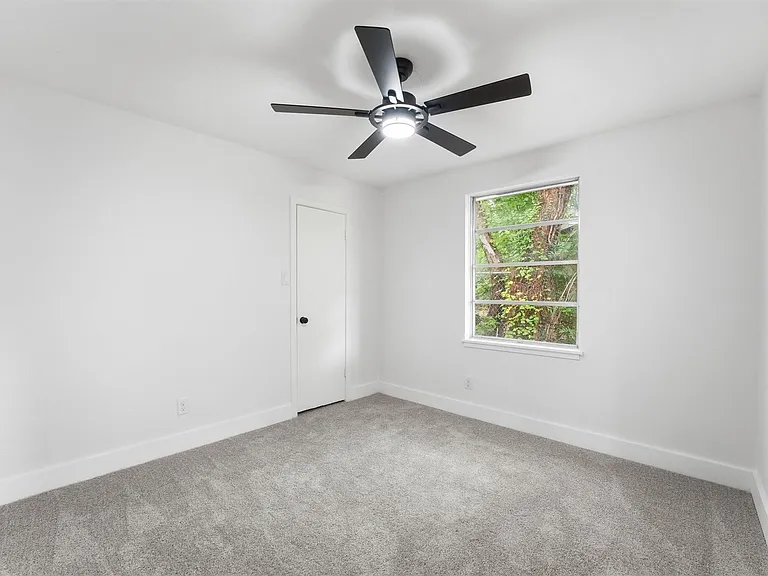 3714 Brookmeade Dr — Photo 13