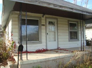 3216 Hickory St, Inkster, MI 48141