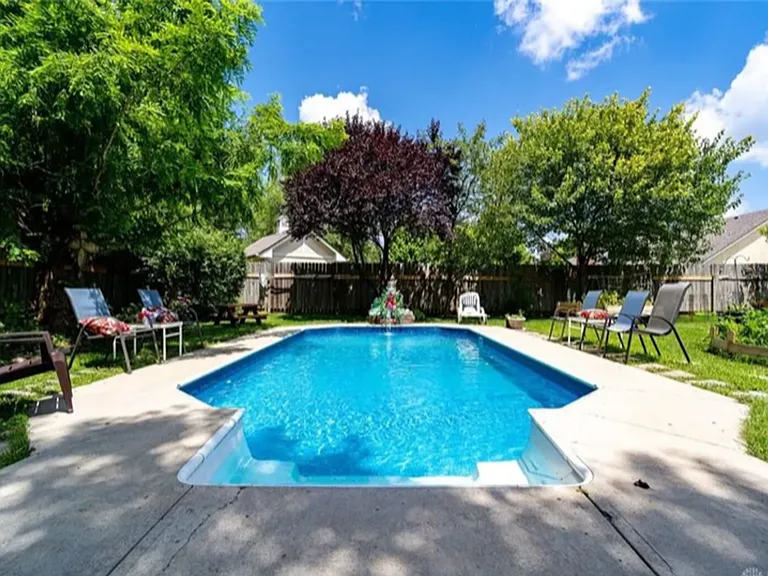 8881 Evan Ct — Photo 13