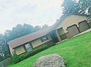 2420 Conley Dr, Saginaw, MI 48603