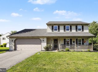 228 Cliff Ln, Elizabethtown, PA 17022