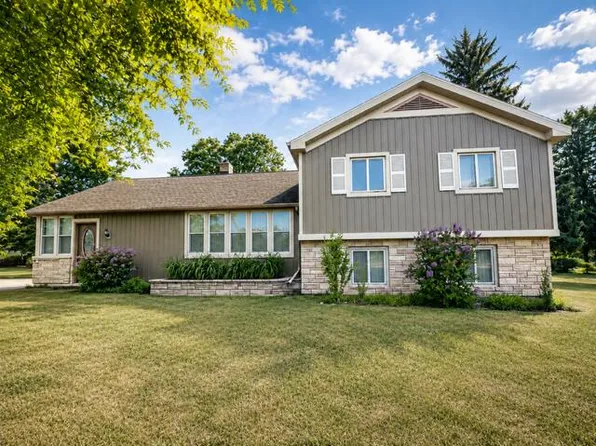 1031 N Newaygo Rd, Bailey, MI 49303