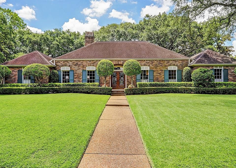 1st image of 5909 Shady River Dr