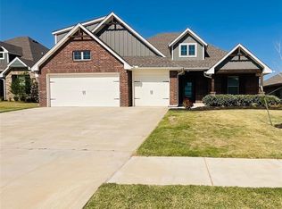 10829 NW 8th St, Yukon, OK 73099