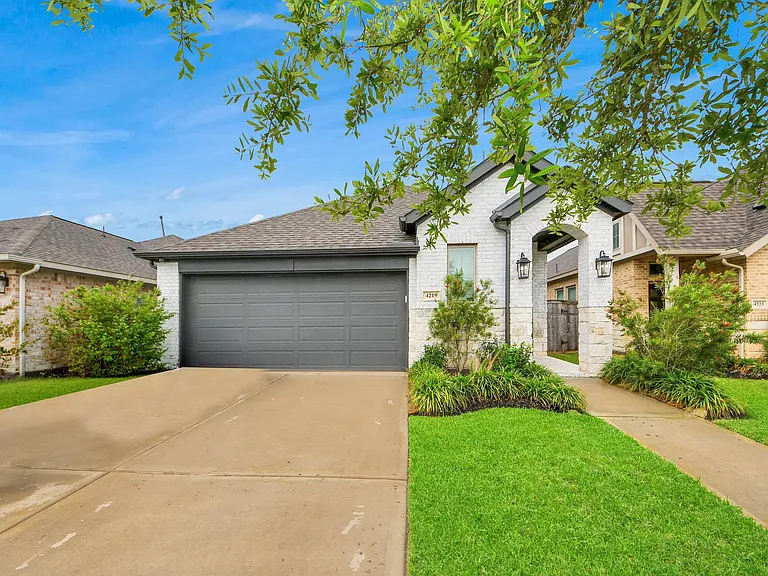 4219 Colony Ln — Photo 38