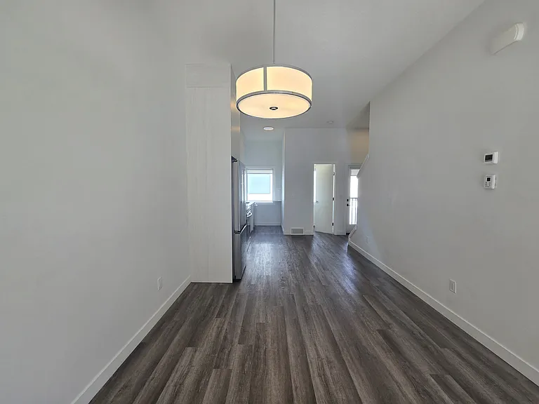 101 Panatella Sq NW — Photo 4