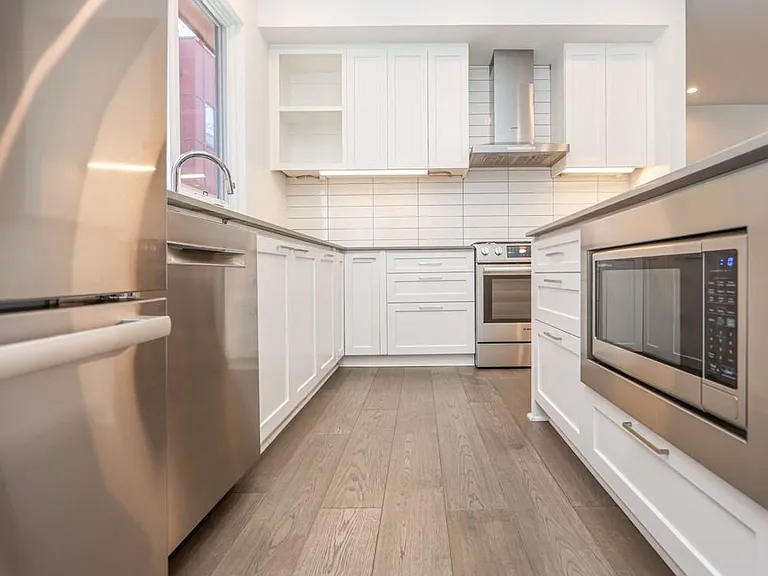 1145 Kirkwood Ave SE #14 — Photo 12