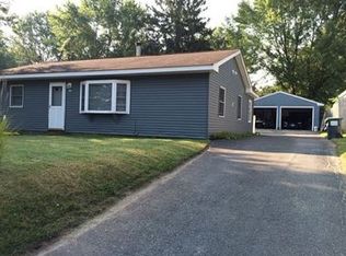 12 Overlook Cir, Mount Marion, NY 12456