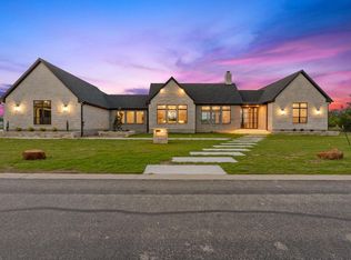 501 Rawhide Ln, Florence, TX 76527