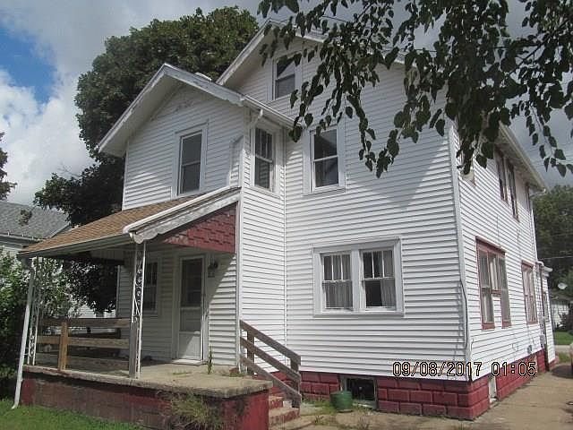 2nd image of 3016 Cherry St