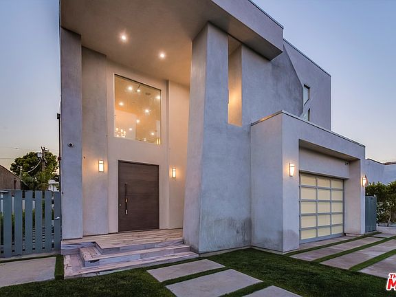 5th image of 531 N Curson Ave