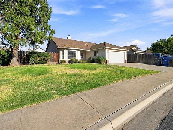 2nd image of 1724 Crusher Ave