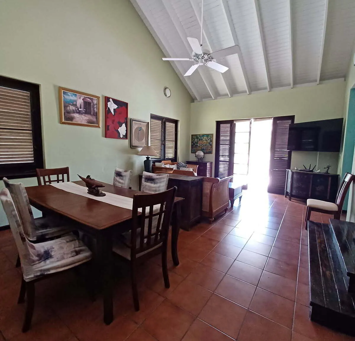 2 bed, 1680 sqft, $3,500 — Photo 2