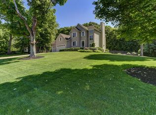 900 Bayside Ln, Mound, MN 55364