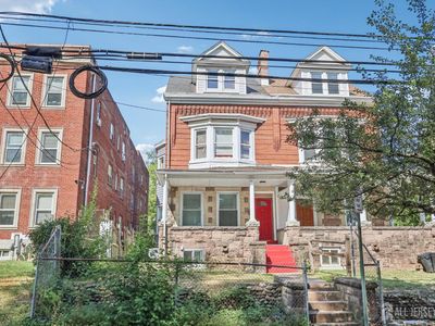 1054 Stuyvesant Ave, Trenton, NJ, 08618