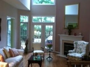 11419 Hollow Timber Ct, Reston, VA 20194