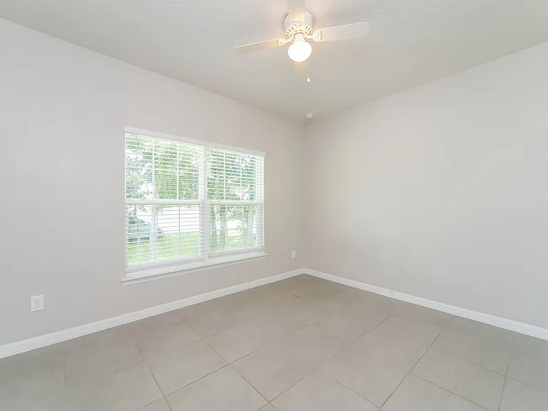 1201 Croydon Cir — Photo 13