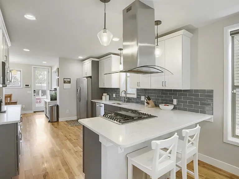 409 Inca St — Photo 14