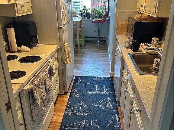 3rd image of 2100 3rd Avenue #1401