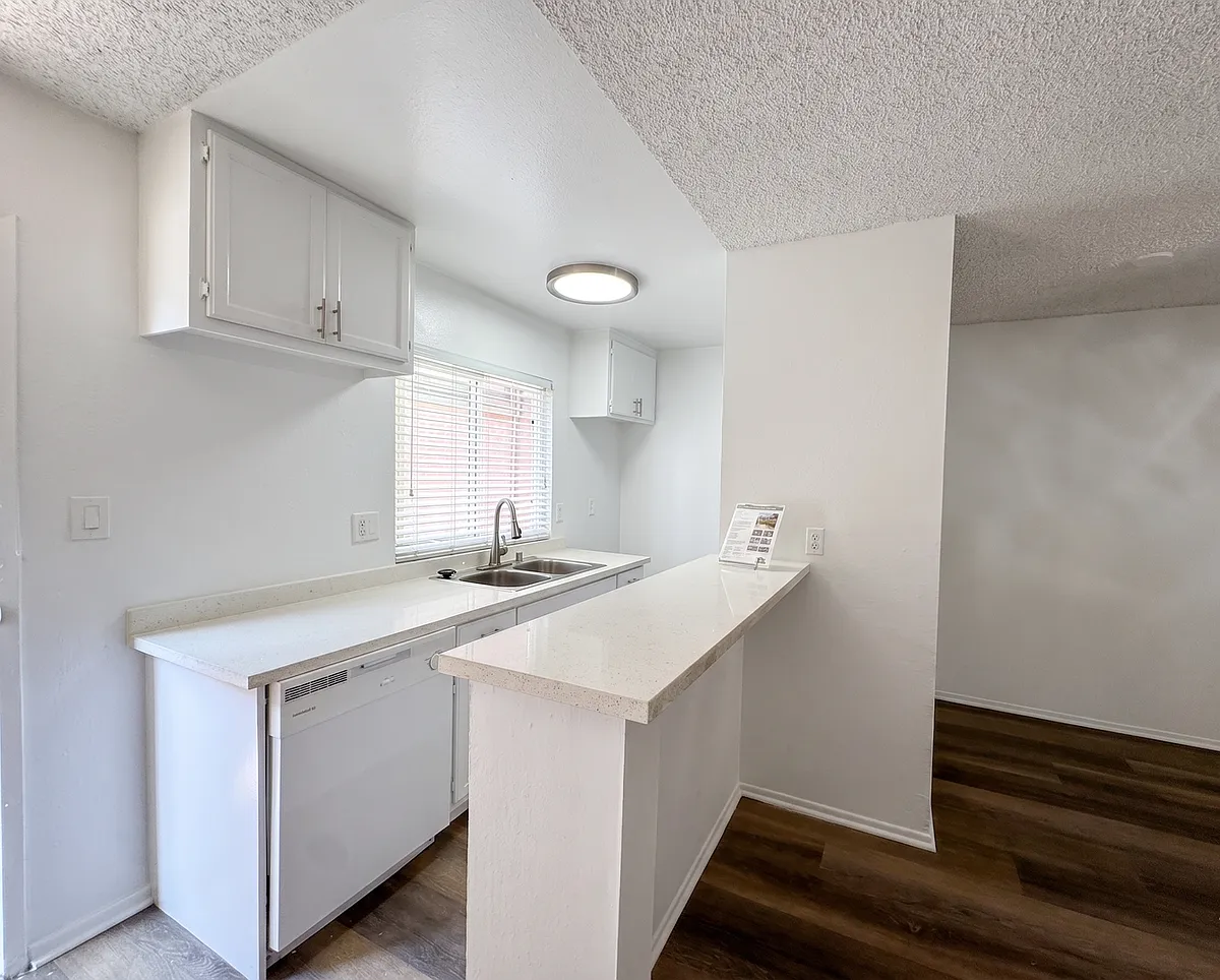 Building Photo - 6736 Cleon Ave